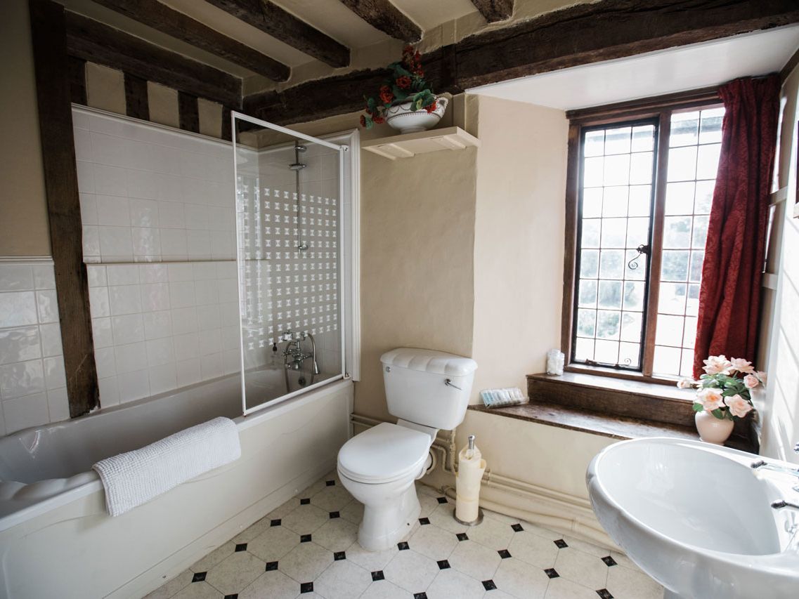 William Penn Suite Bathroom